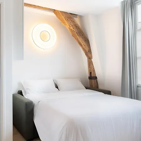Apartment Collection Moliere -