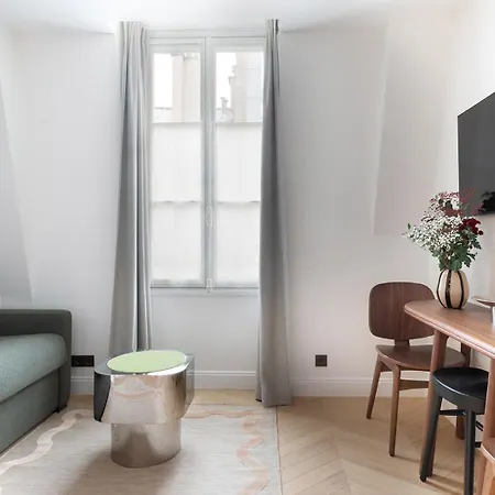 Collection Moliere - Apartment *