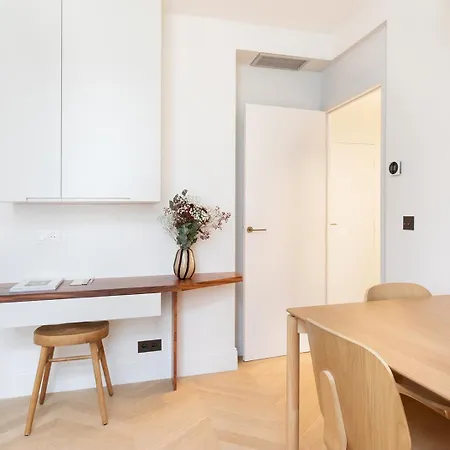 Apartment Collection Moliere -