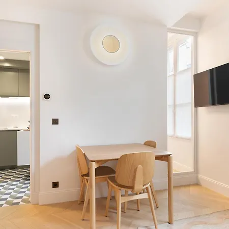 Apartment Collection Moliere -