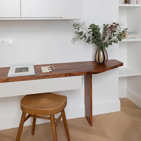 Apartment Collection Moliere -