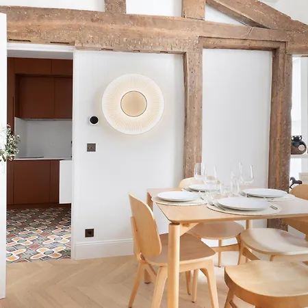 Apartment Collection Moliere -