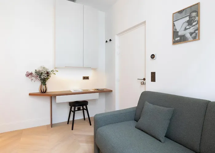 Collection Moliere - Apartment Paris